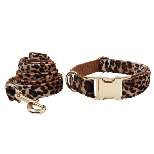 Comfortable Zinc Alloy Pet Collar And Leash Set For Dogs